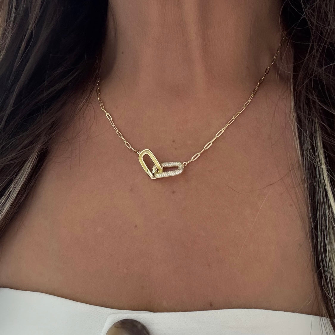Ainara chain