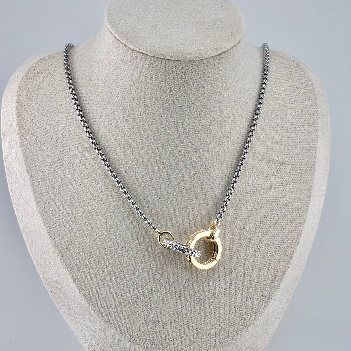 Anastasia chain