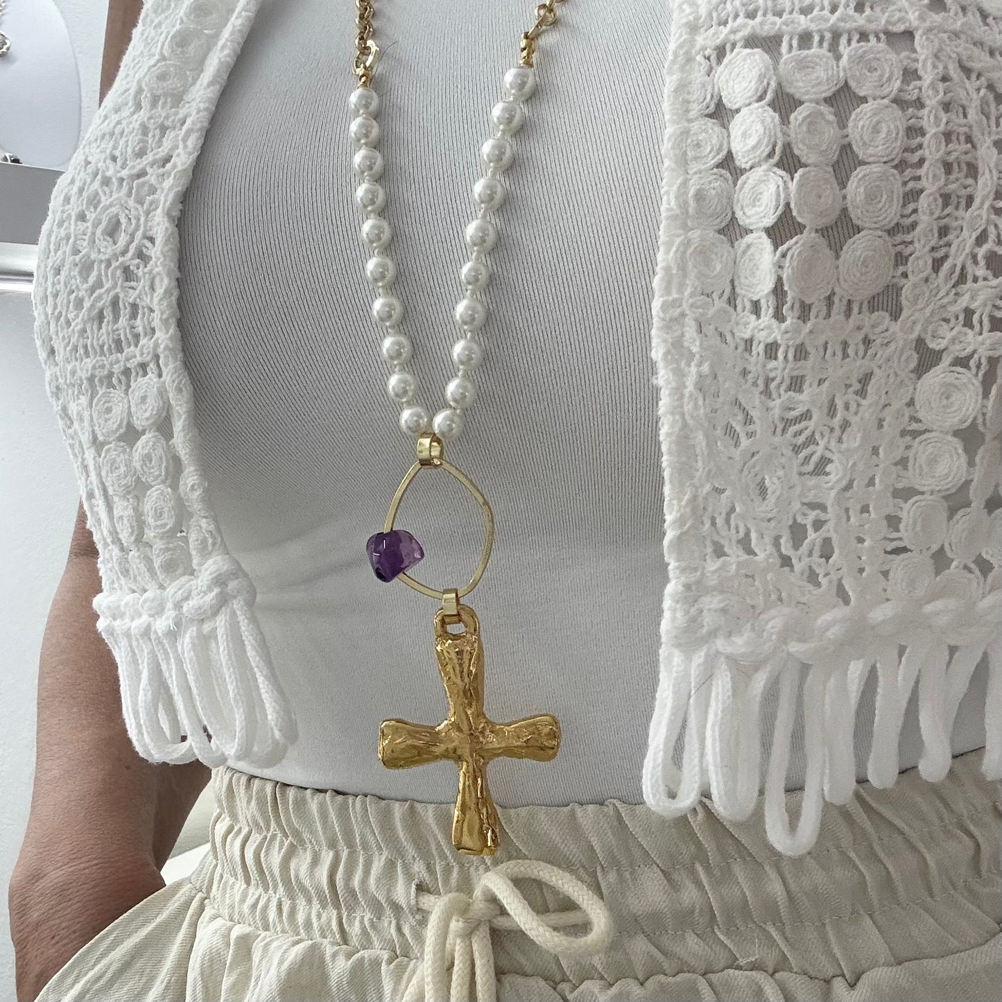 Ora Necklace