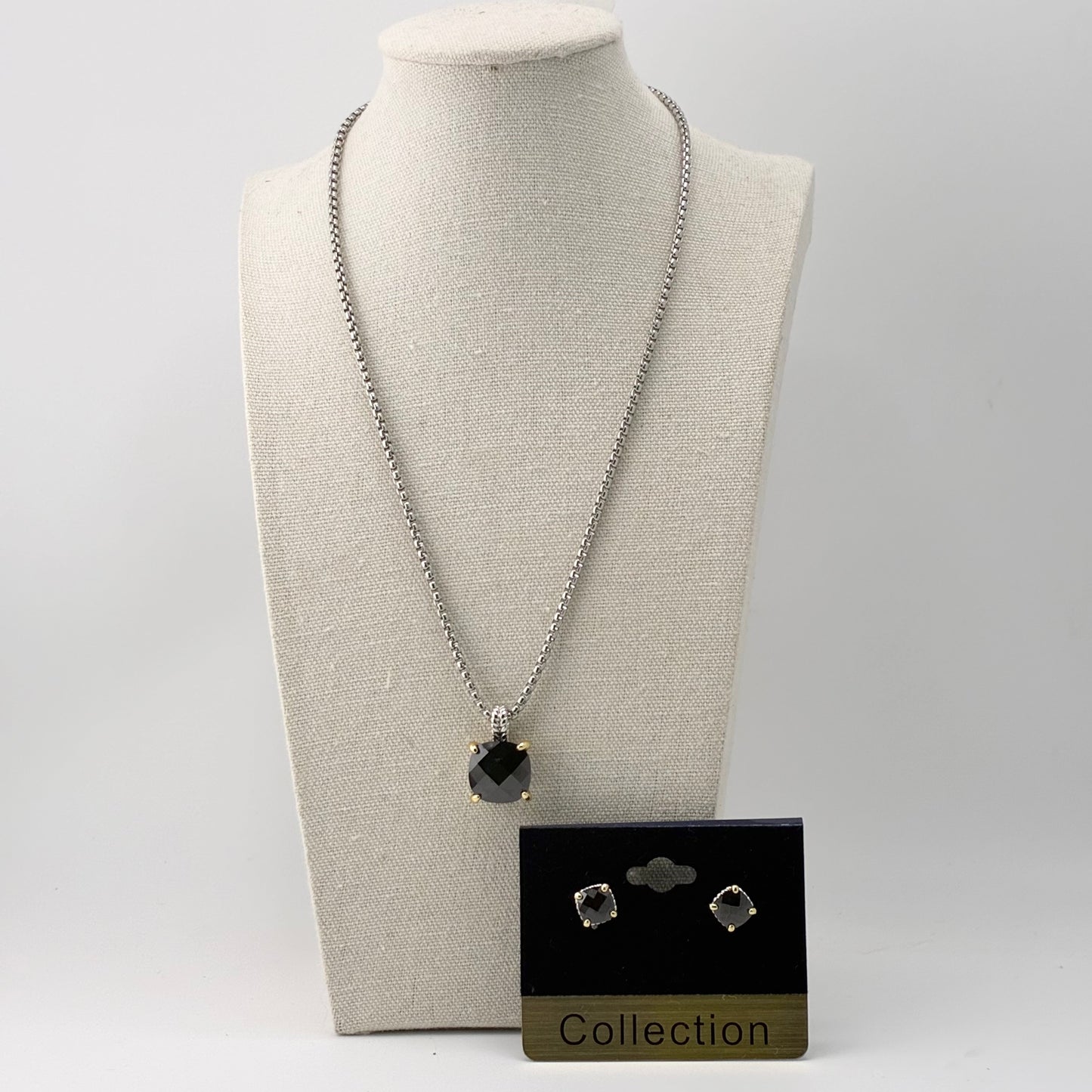 Stefania set