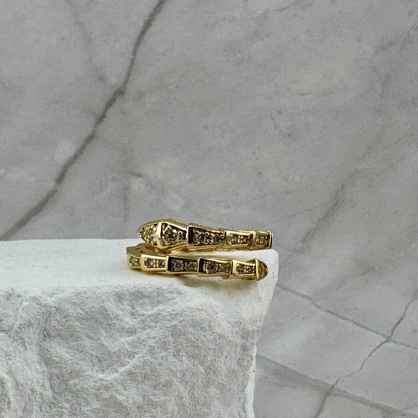 Snake fine ring