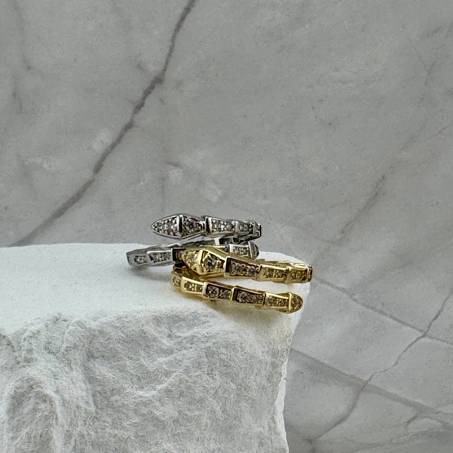 Snake fine ring