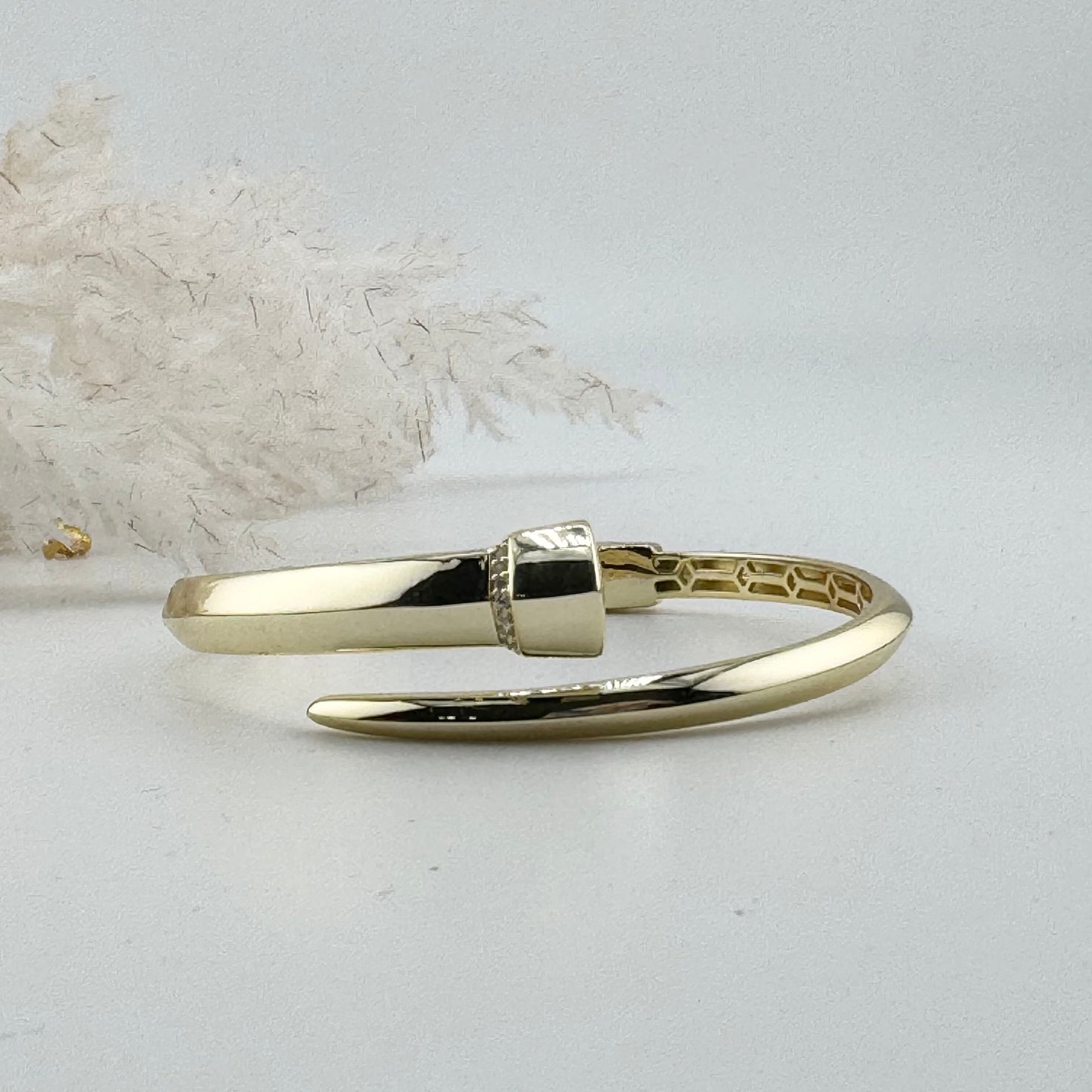 Amanda clove bracelets