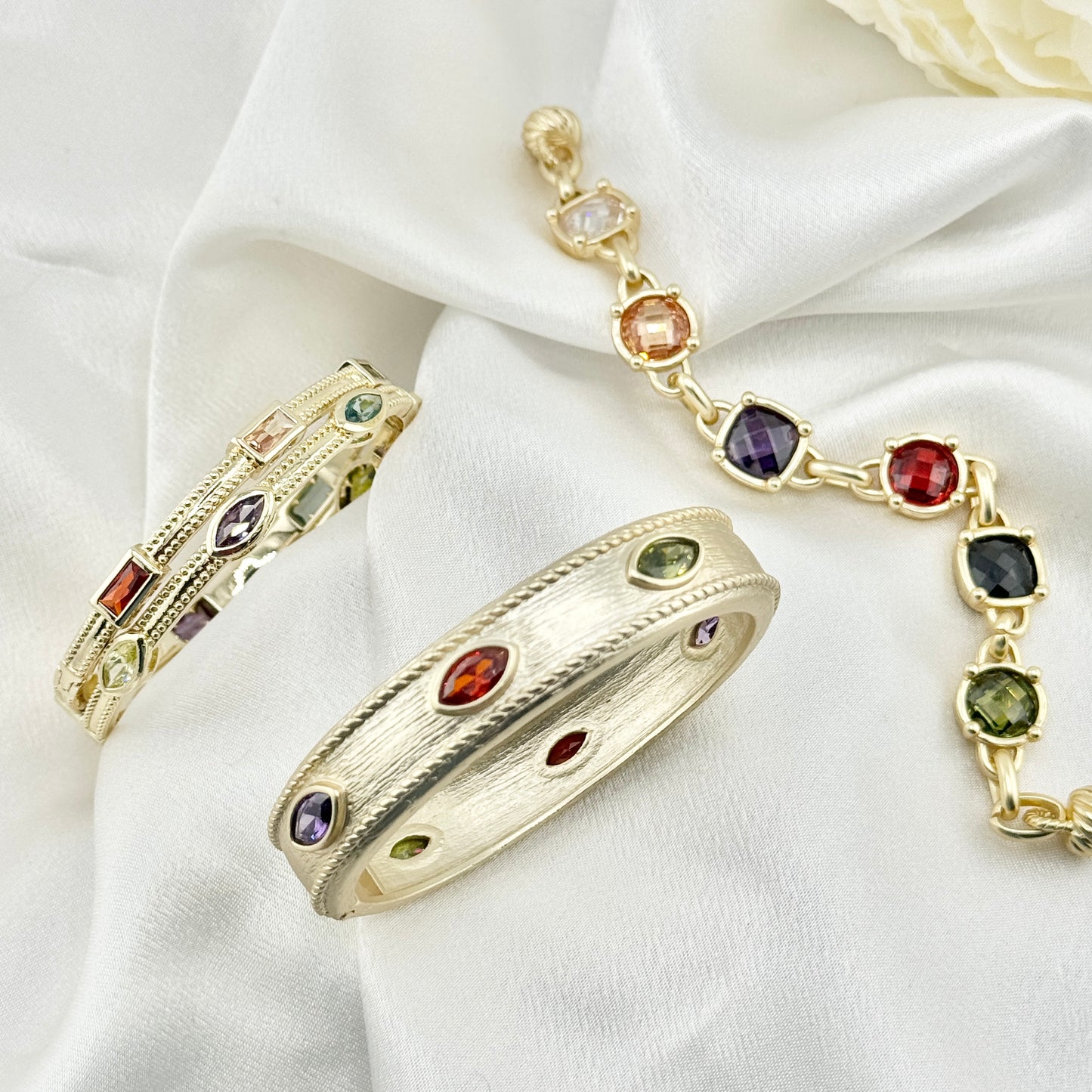 Sole gold bracelet