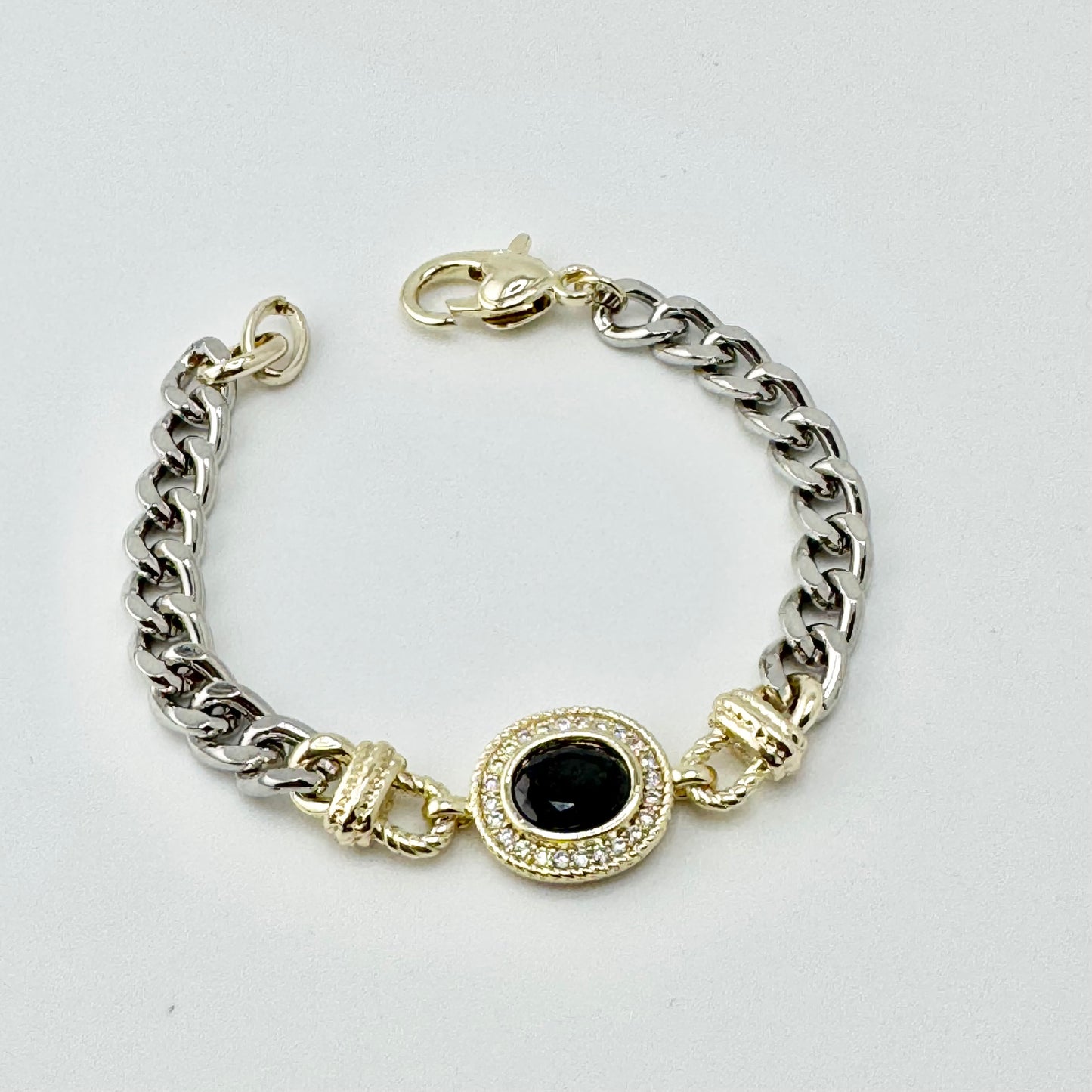 Yanse bracelet