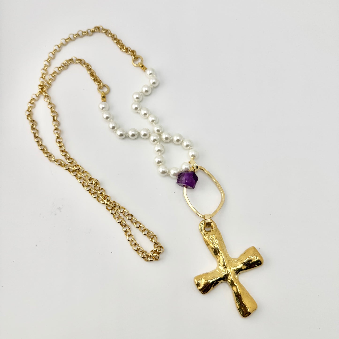 Ora Necklace