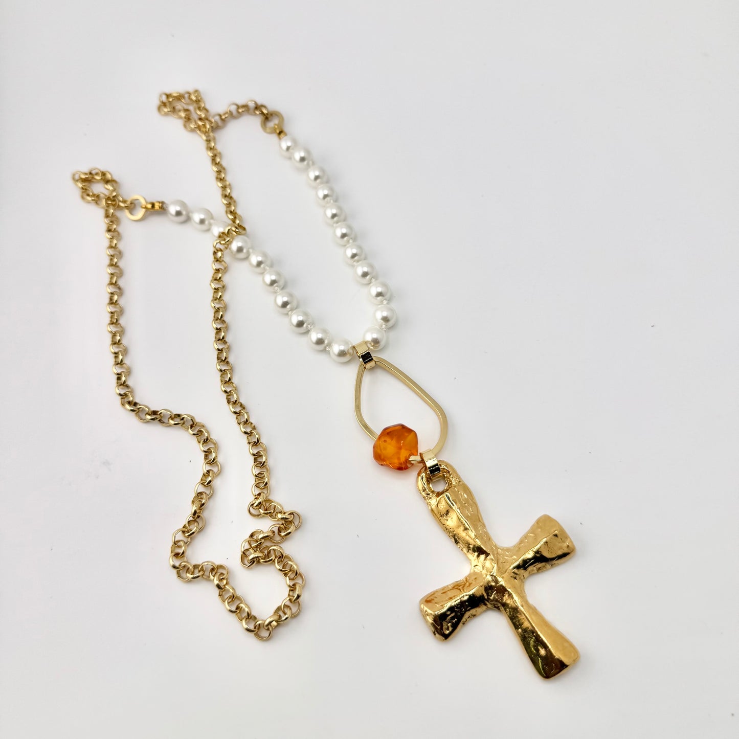 Ora Necklace