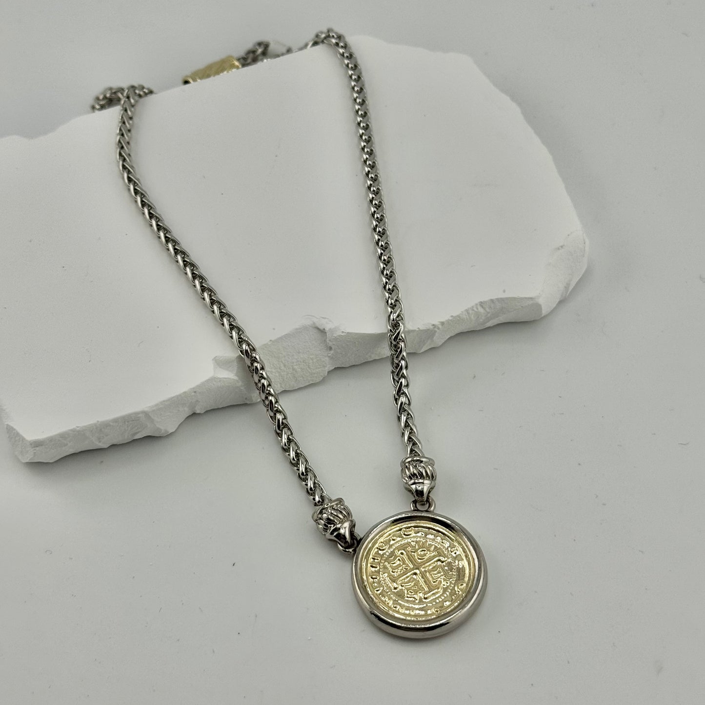 Benita chain