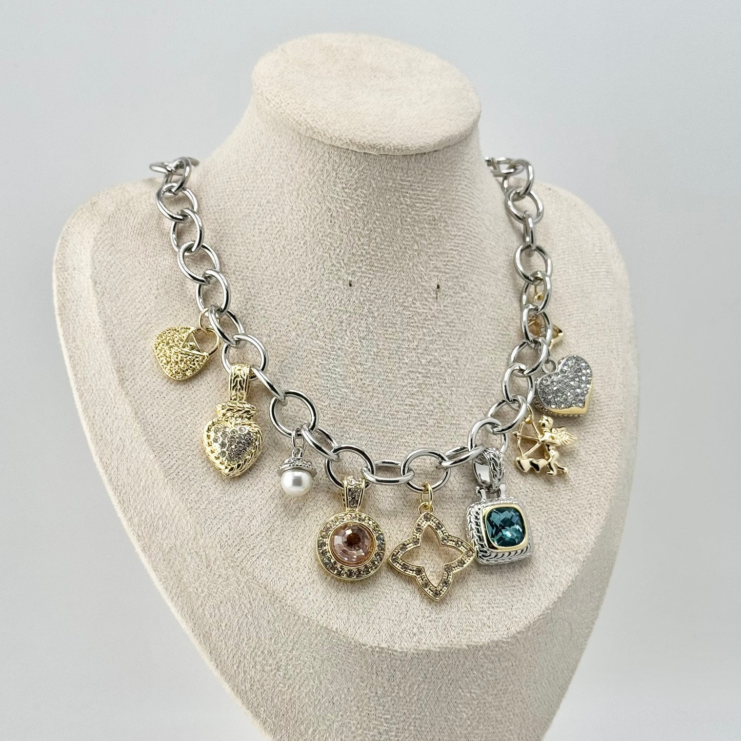 Bonita charm necklace