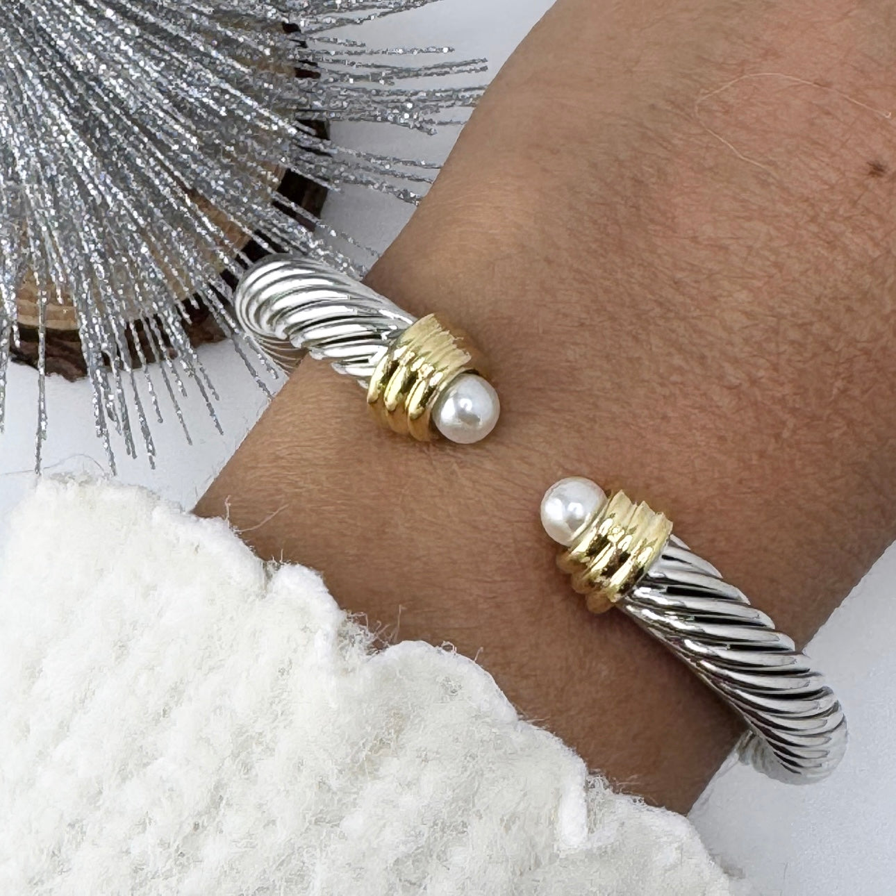 Macarena pear bracelet