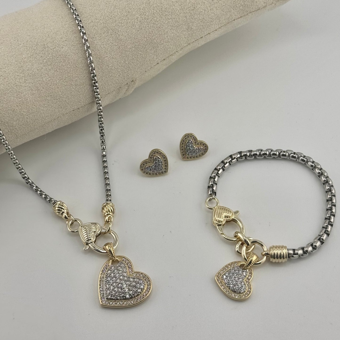 Danna heart set