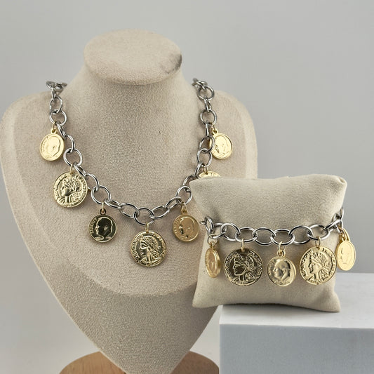 Victoria  charm set