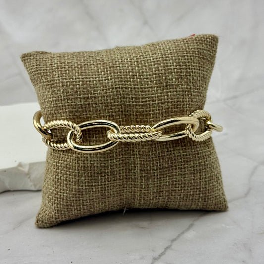 Andrea hold eslabon bracelet