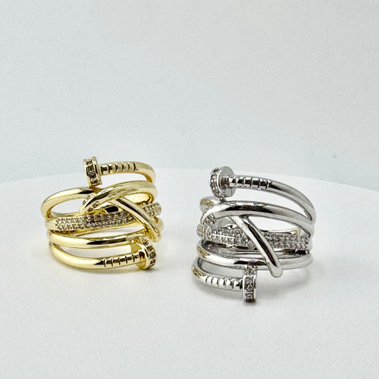 Clavo ring