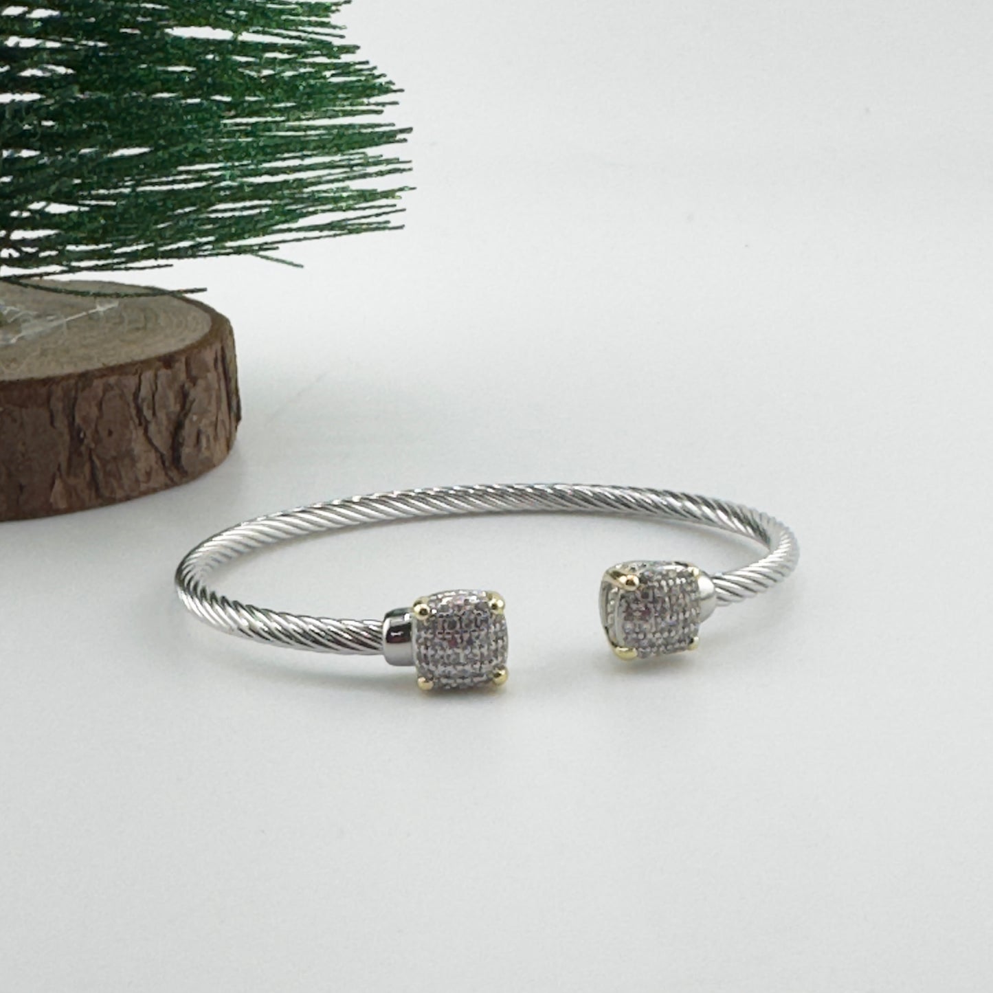 Eternity bracelet