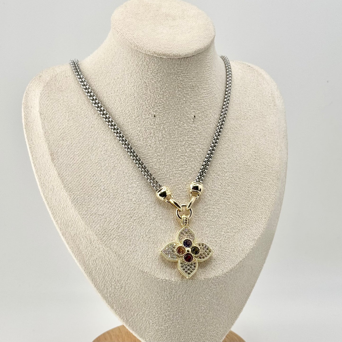 Bella  chain